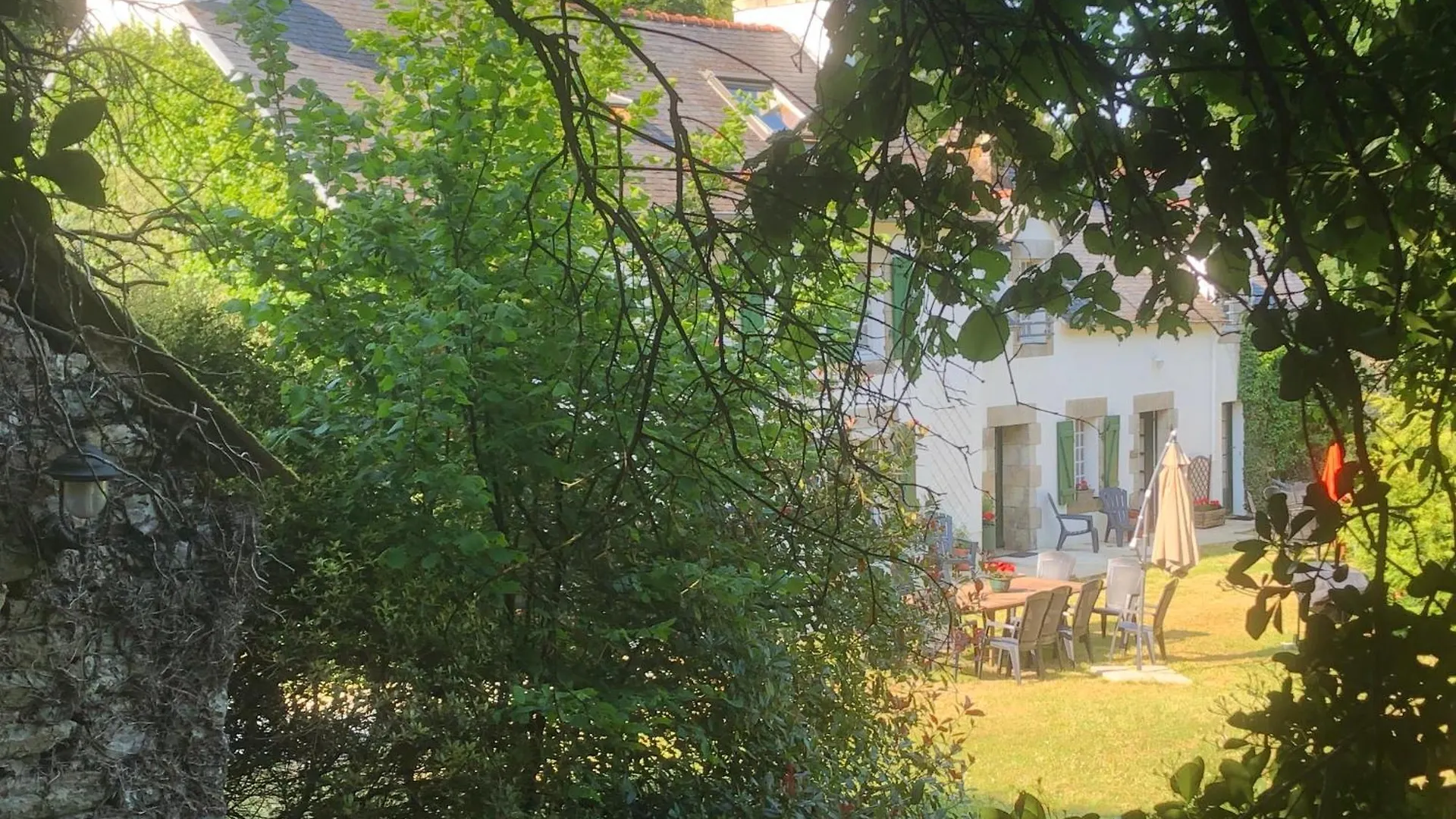 Farmyard At Kerespars, 3 Houses, Sleeps 30 With Pool Leuhan Frankrike